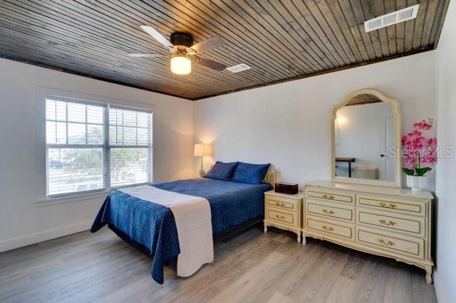 209 W OLYMPIA AVE, PUNTA GORDA, FL, 33950