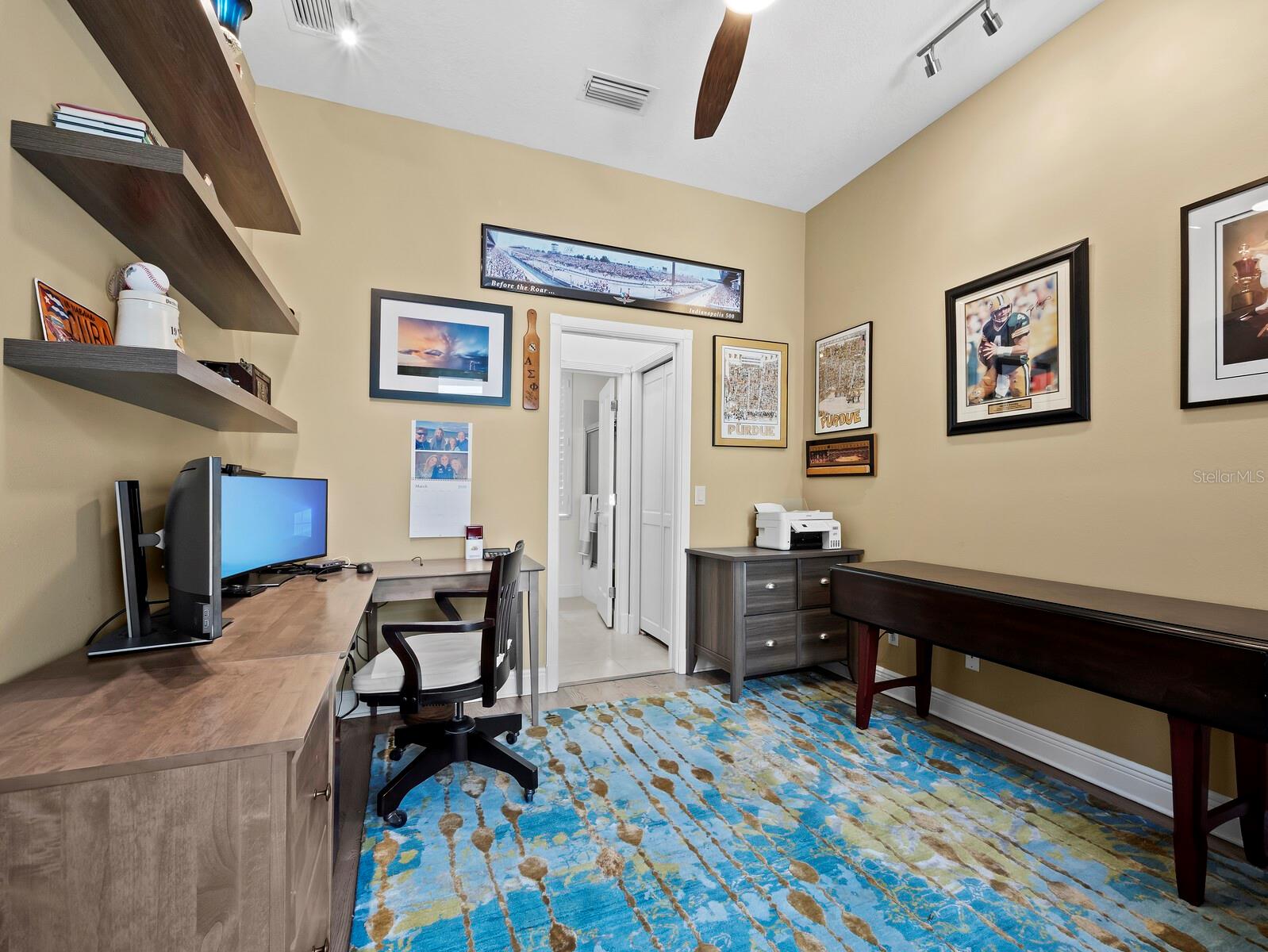 1914 HARBOUR LINKS CIR #10, LONGBOAT KEY, FL, 34228