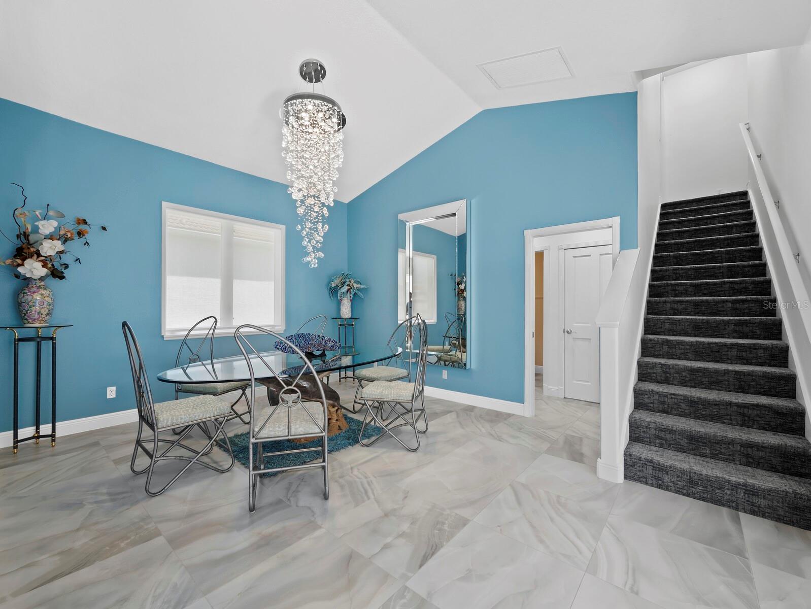 1914 HARBOUR LINKS CIR #10, LONGBOAT KEY, FL, 34228