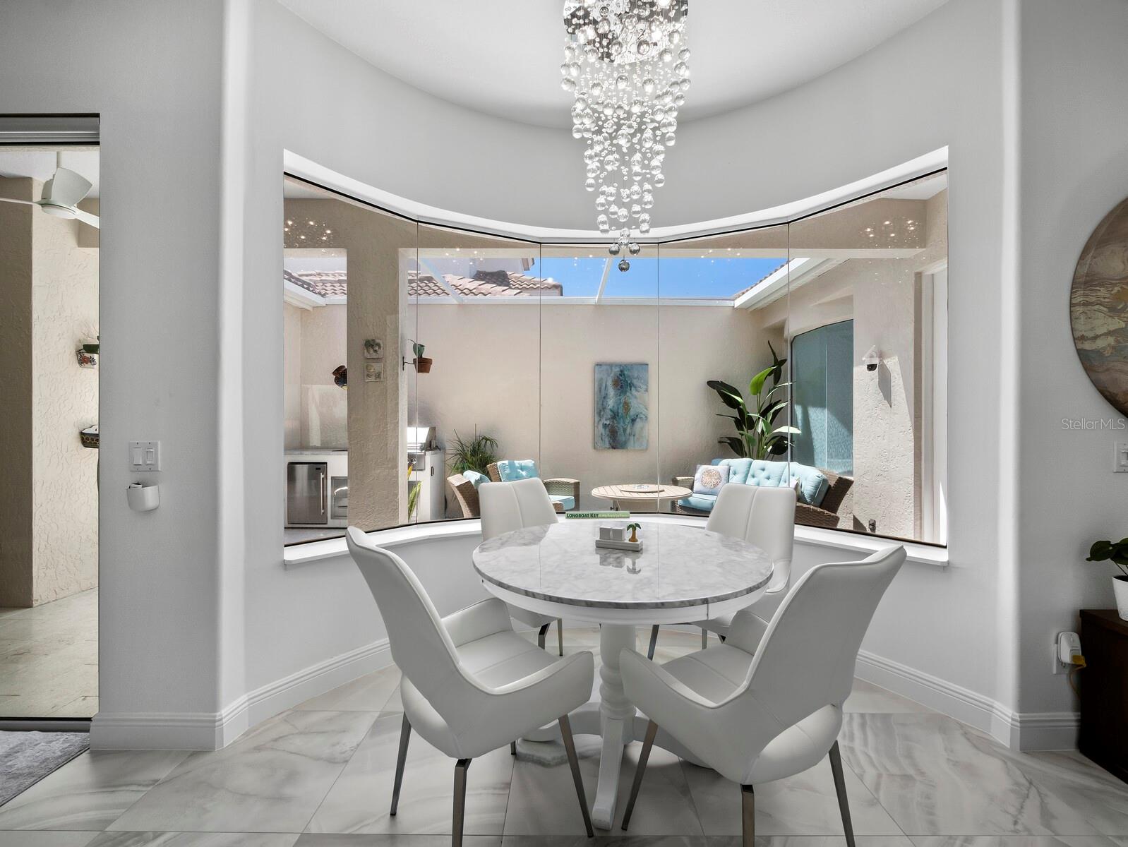 1914 HARBOUR LINKS CIR #10, LONGBOAT KEY, FL, 34228