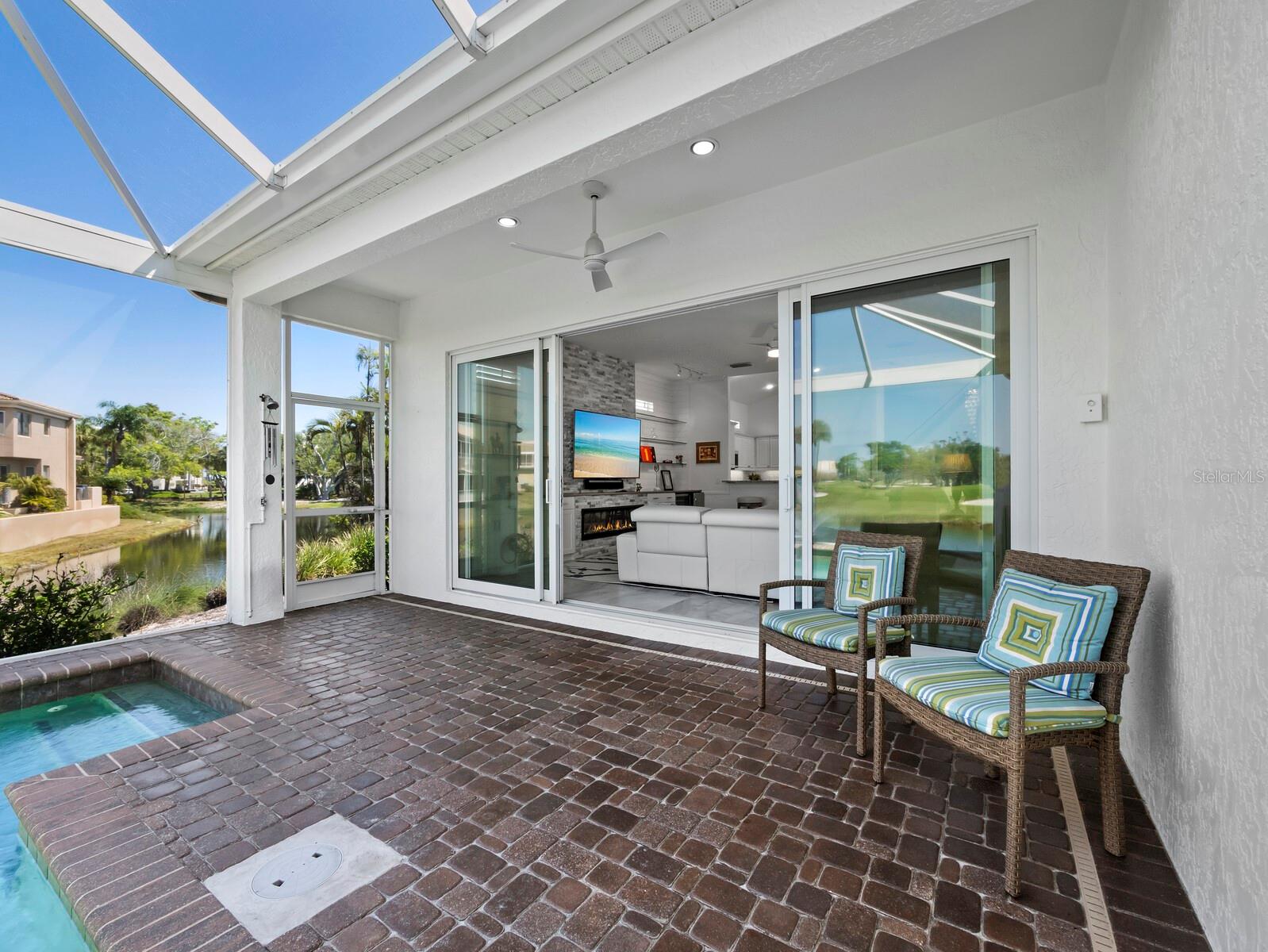 1914 HARBOUR LINKS CIR #10, LONGBOAT KEY, FL, 34228