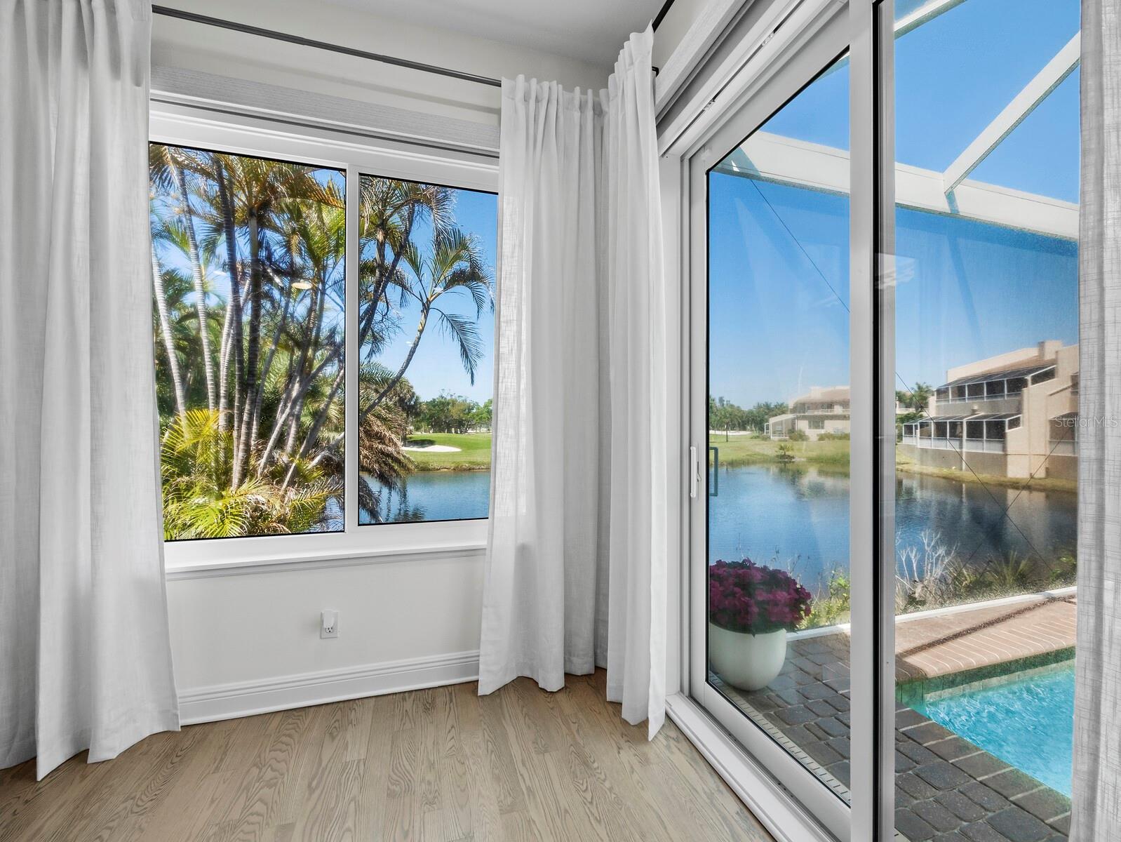 1914 HARBOUR LINKS CIR #10, LONGBOAT KEY, FL, 34228