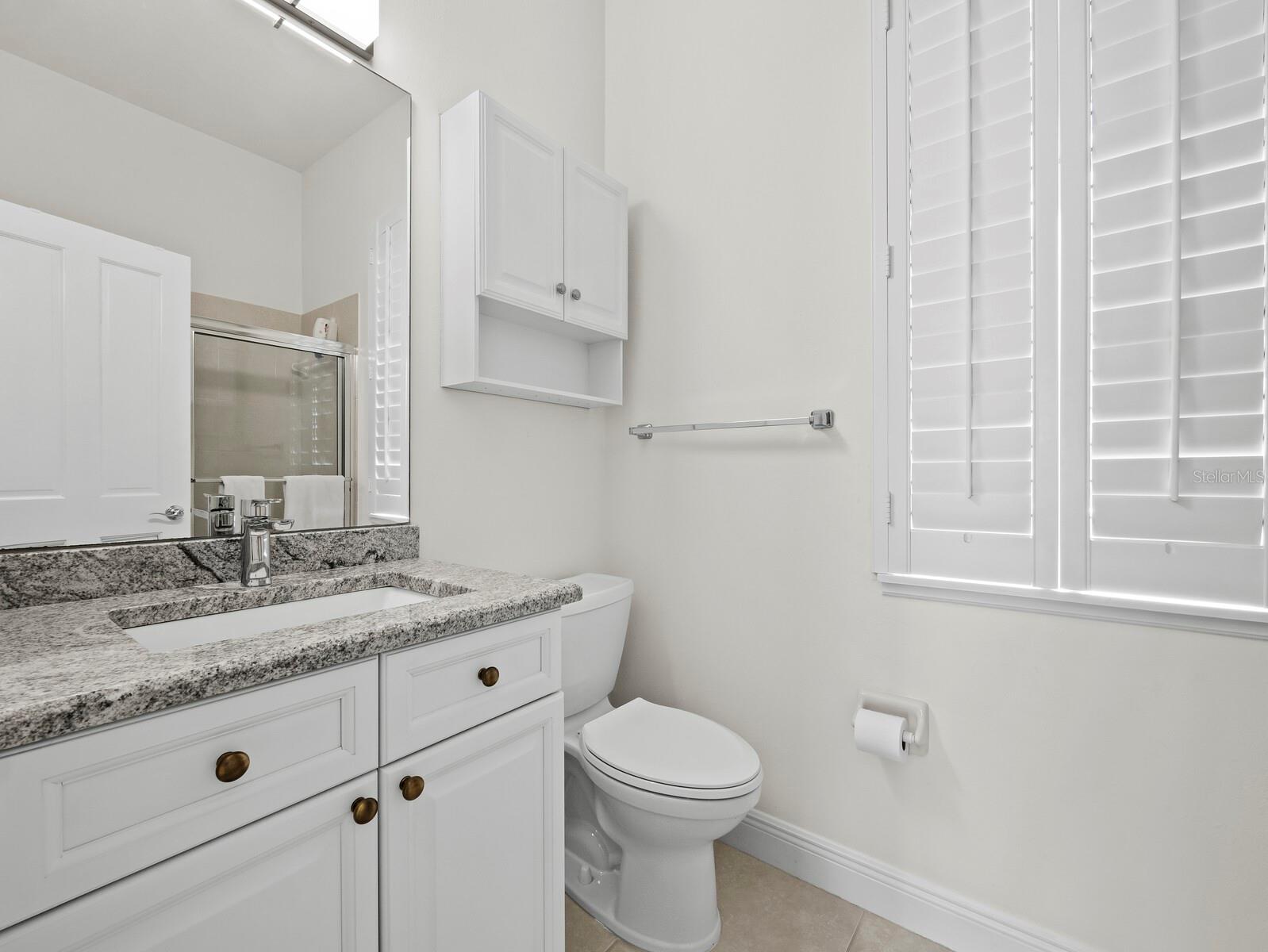 1914 HARBOUR LINKS CIR #10, LONGBOAT KEY, FL, 34228