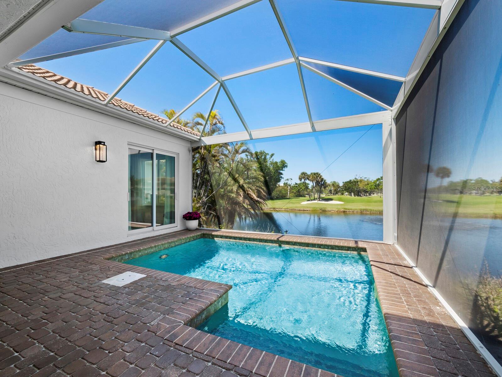 1914 HARBOUR LINKS CIR #10, LONGBOAT KEY, FL, 34228