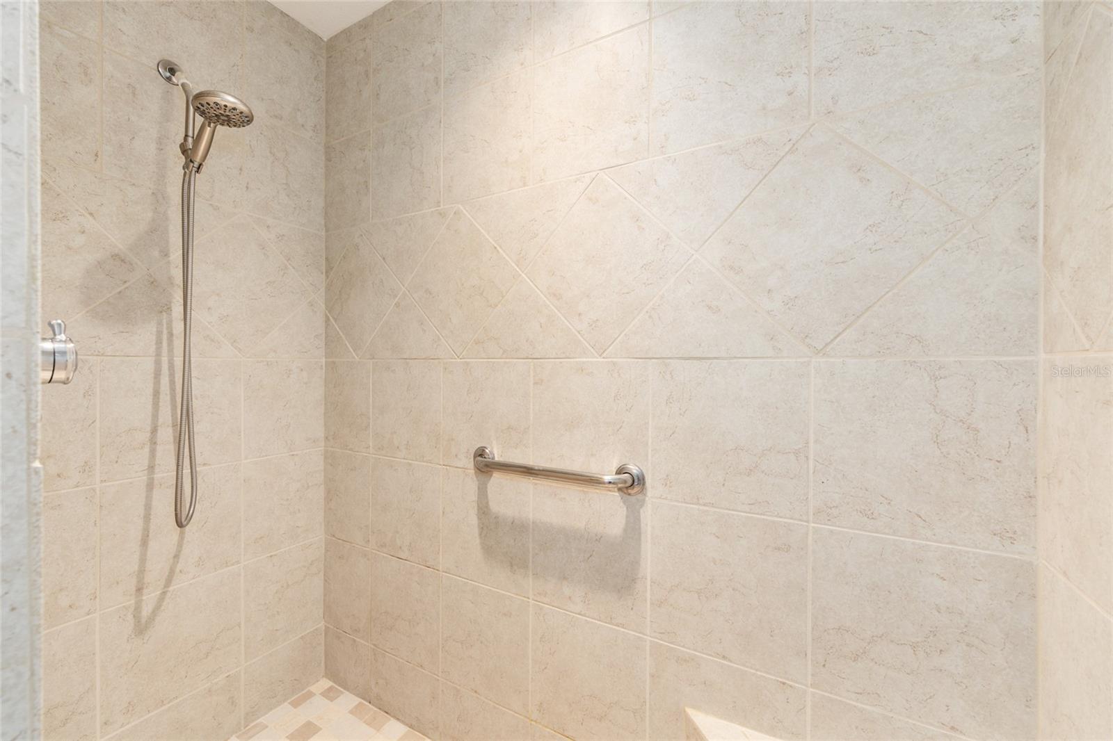 2283 HOPESPRING LOOP, THE VILLAGES, FL, 32162