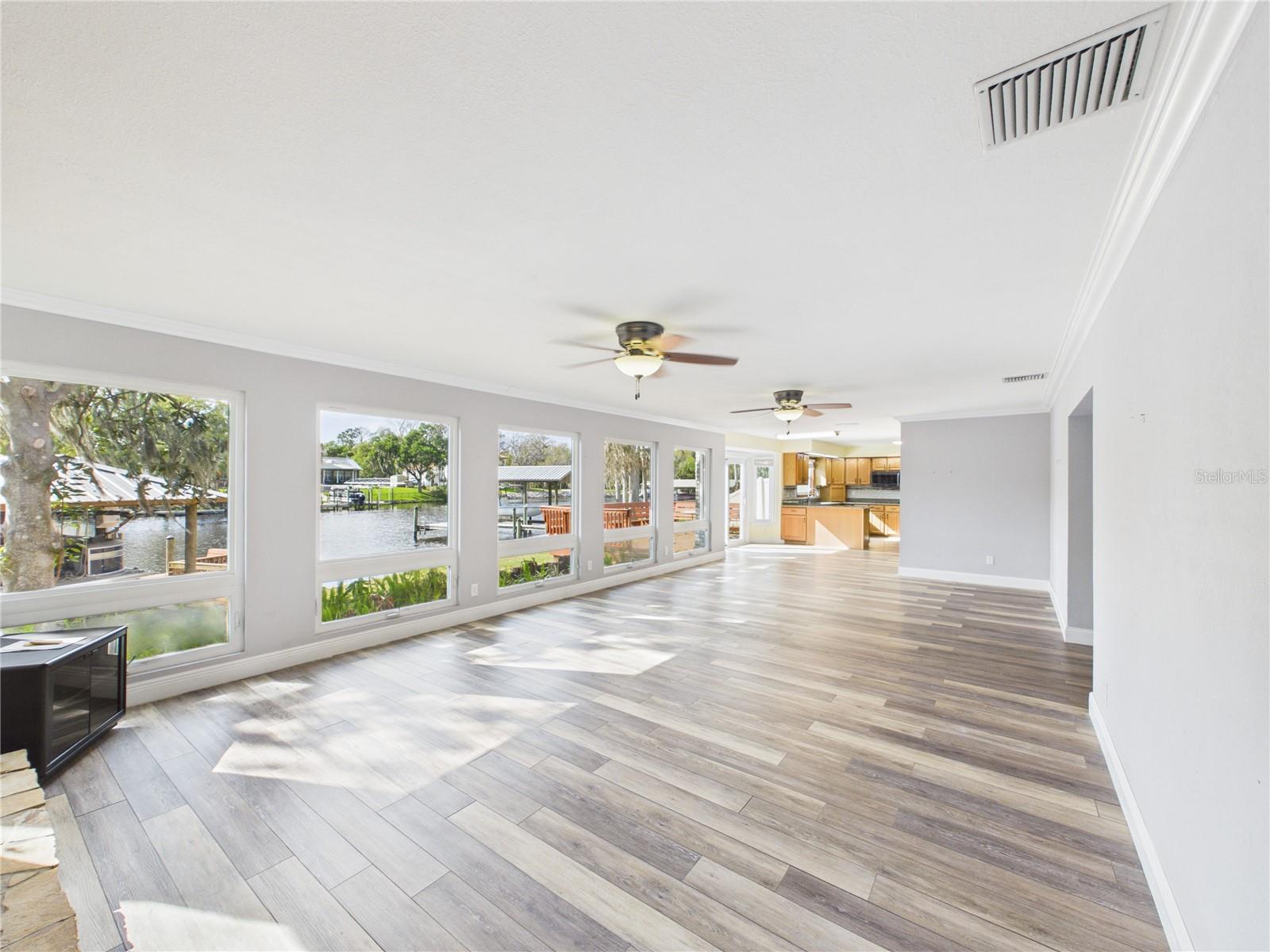 11202 WINN RD, RIVERVIEW, FL, 33569