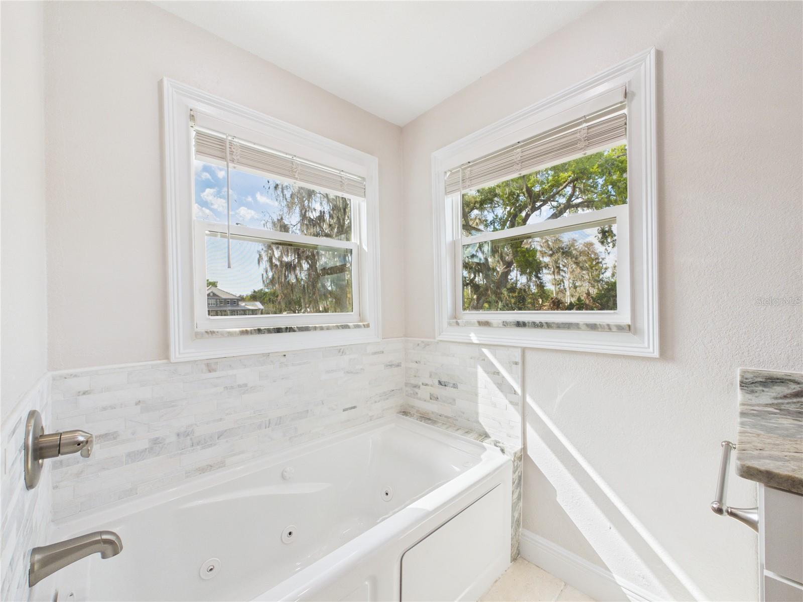 11202 WINN RD, RIVERVIEW, FL, 33569