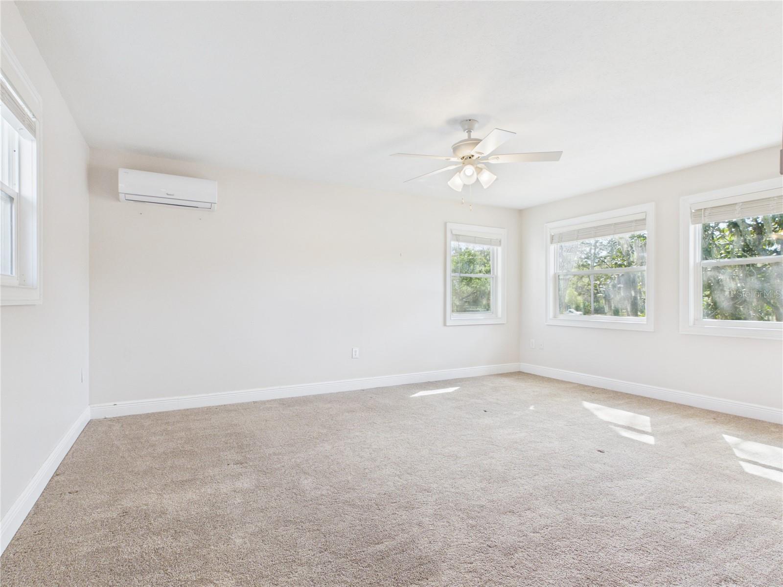 11202 WINN RD, RIVERVIEW, FL, 33569