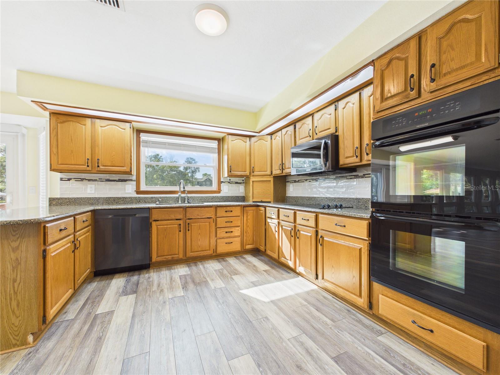 11202 WINN RD, RIVERVIEW, FL, 33569