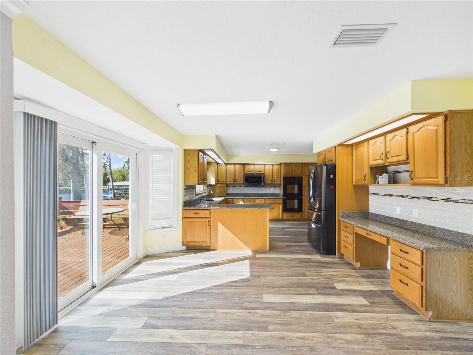 11202 WINN RD, RIVERVIEW, FL, 33569