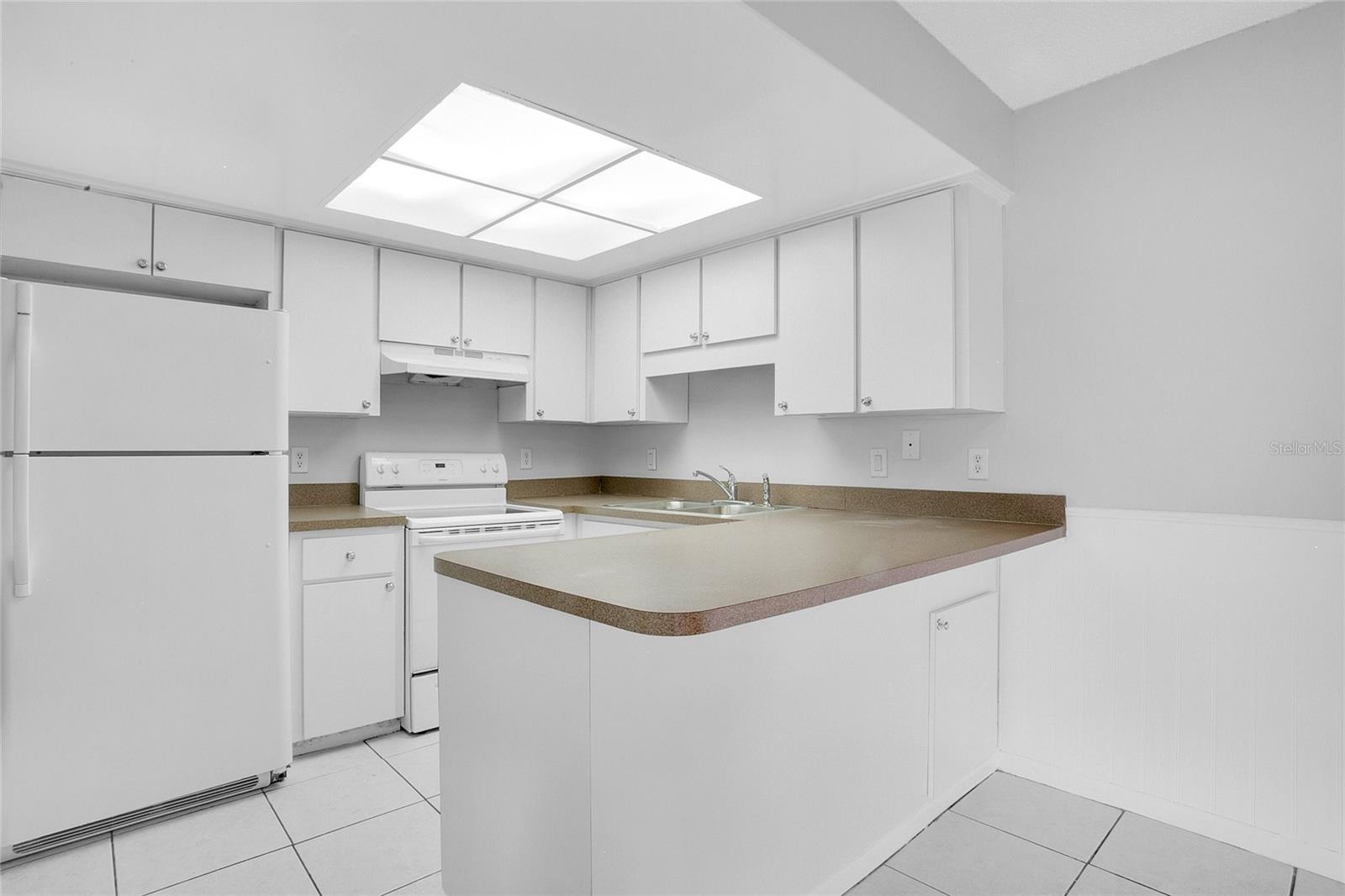 97 WINDTREE LN #104, WINTER GARDEN, FL, 34787