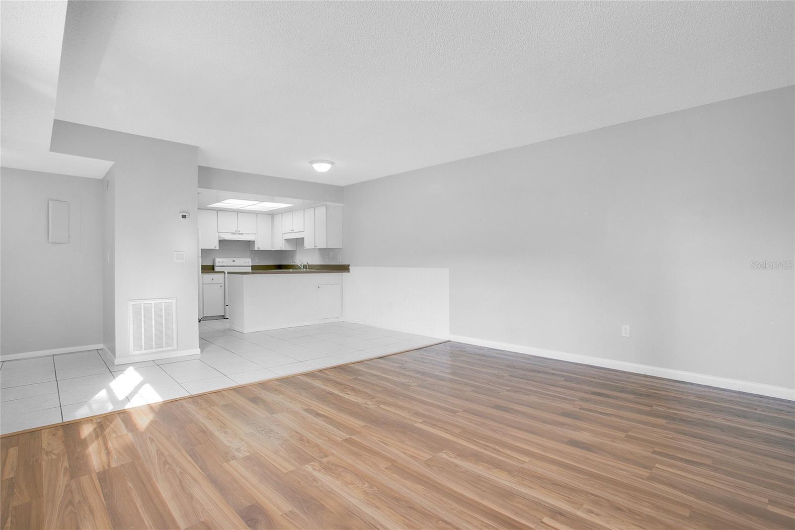 97 WINDTREE LN #104, WINTER GARDEN, FL, 34787