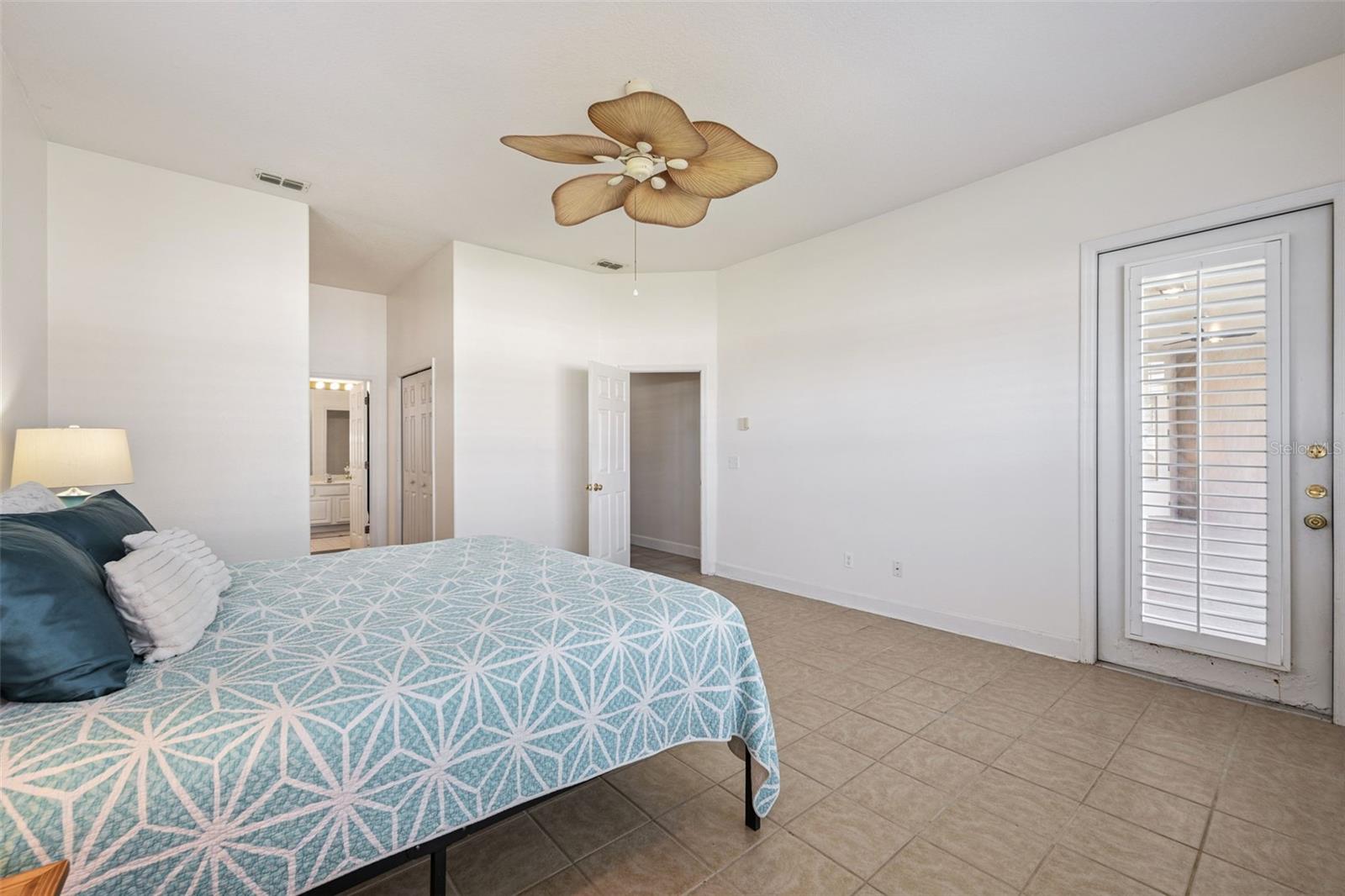 8072 CANYON LAKE CIR, ORLANDO, FL, 32835