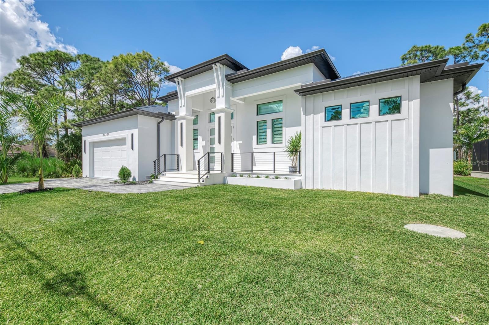 15627 MEACHAM CIR, PORT CHARLOTTE, FL, 33981