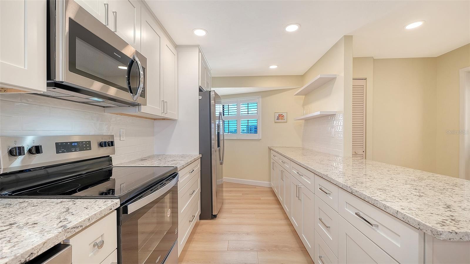 5790 MIDNIGHT PASS RD #506, SARASOTA, FL, 34242