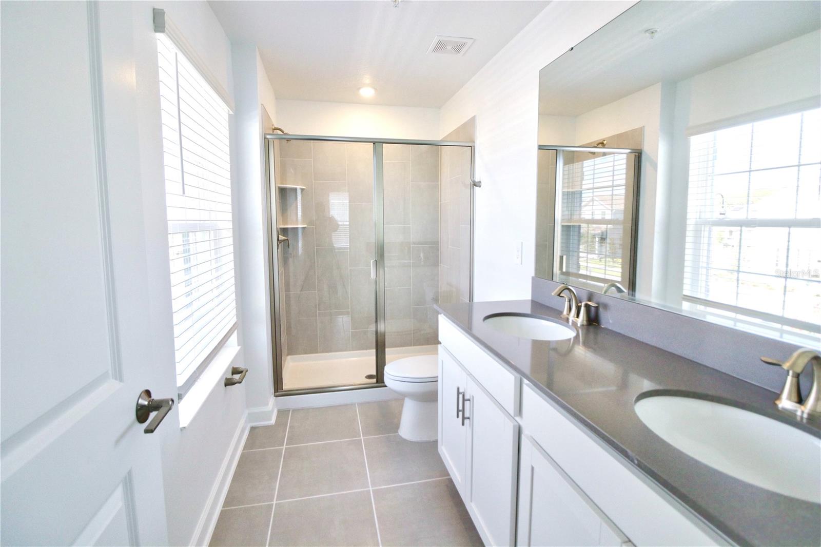 11425 LISTENING DR, ORLANDO, FL, 32832