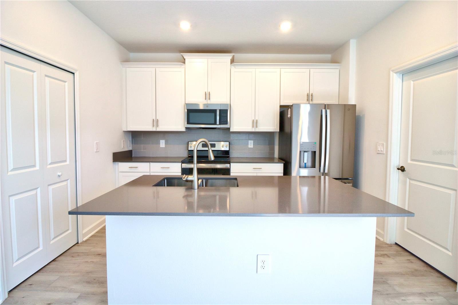 11425 LISTENING DR, ORLANDO, FL, 32832