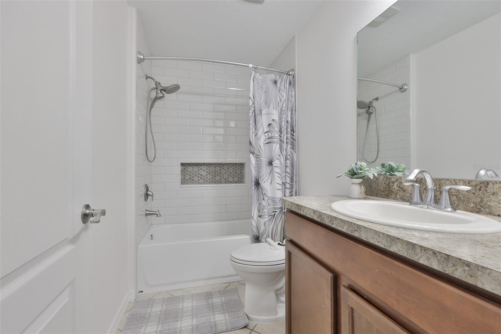 10335 SUMMER AZURE DR, RIVERVIEW, FL, 33578