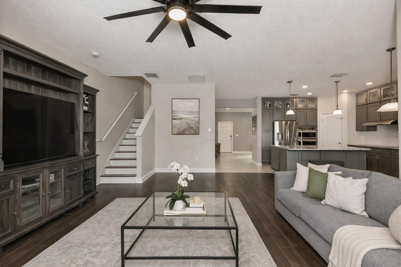 10335 SUMMER AZURE DR, RIVERVIEW, FL, 33578