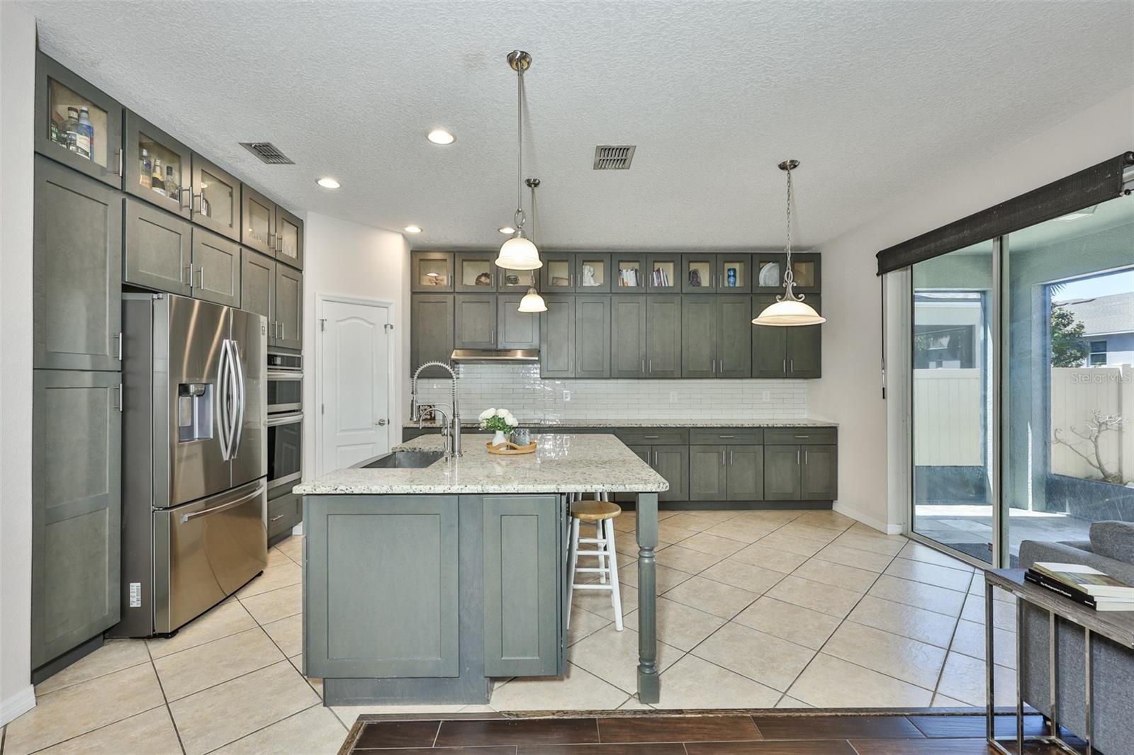 10335 SUMMER AZURE DR, RIVERVIEW, FL, 33578