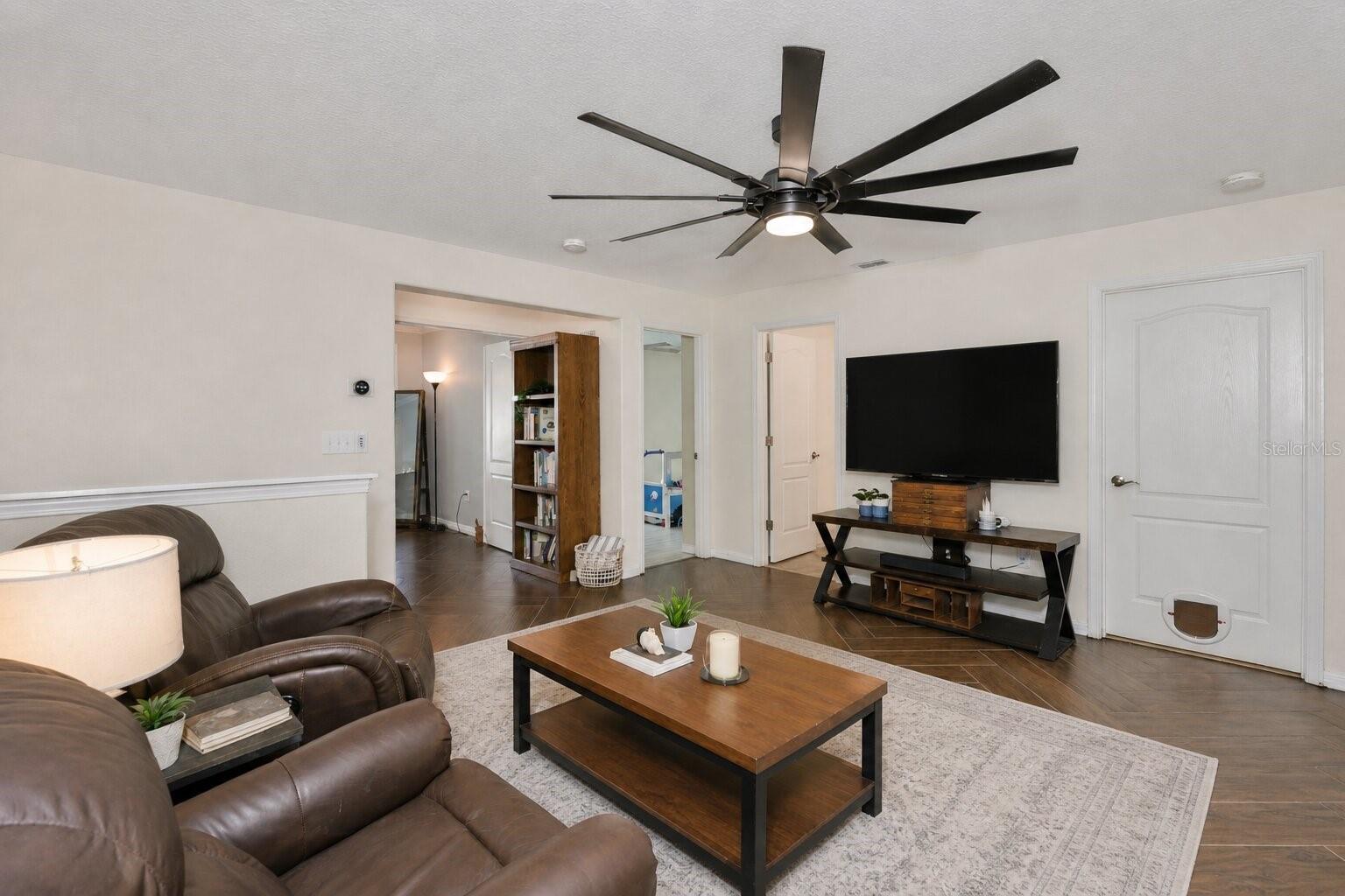 10335 SUMMER AZURE DR, RIVERVIEW, FL, 33578
