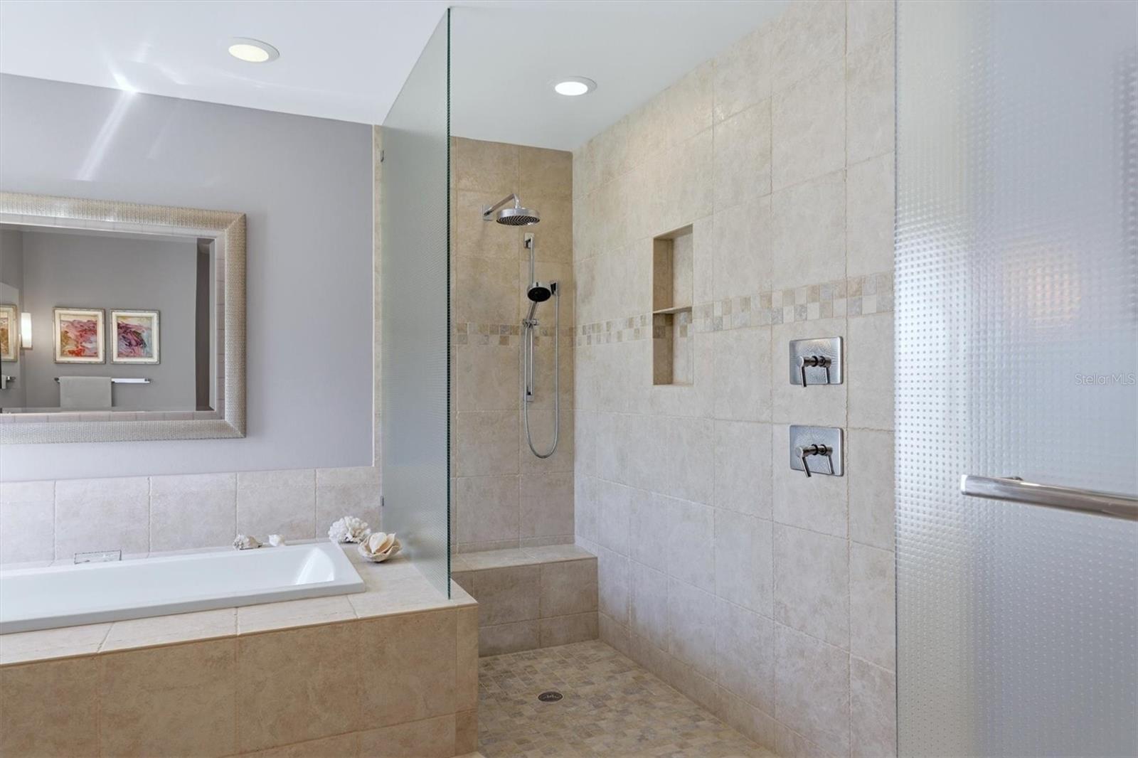 3906 SPYGLASS HILL RD, SARASOTA, FL, 34238