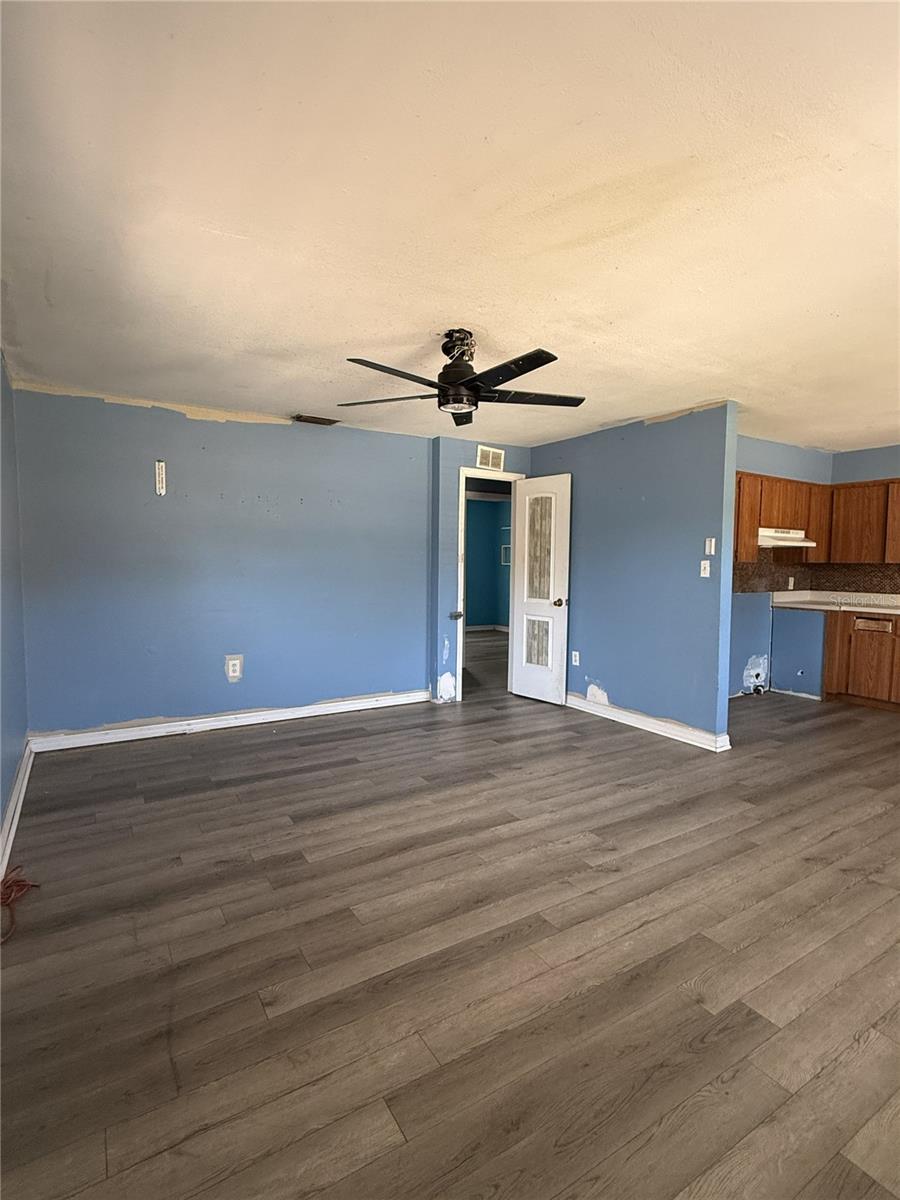136 MYRTLE AVE, LAKE WALES, FL, 33898