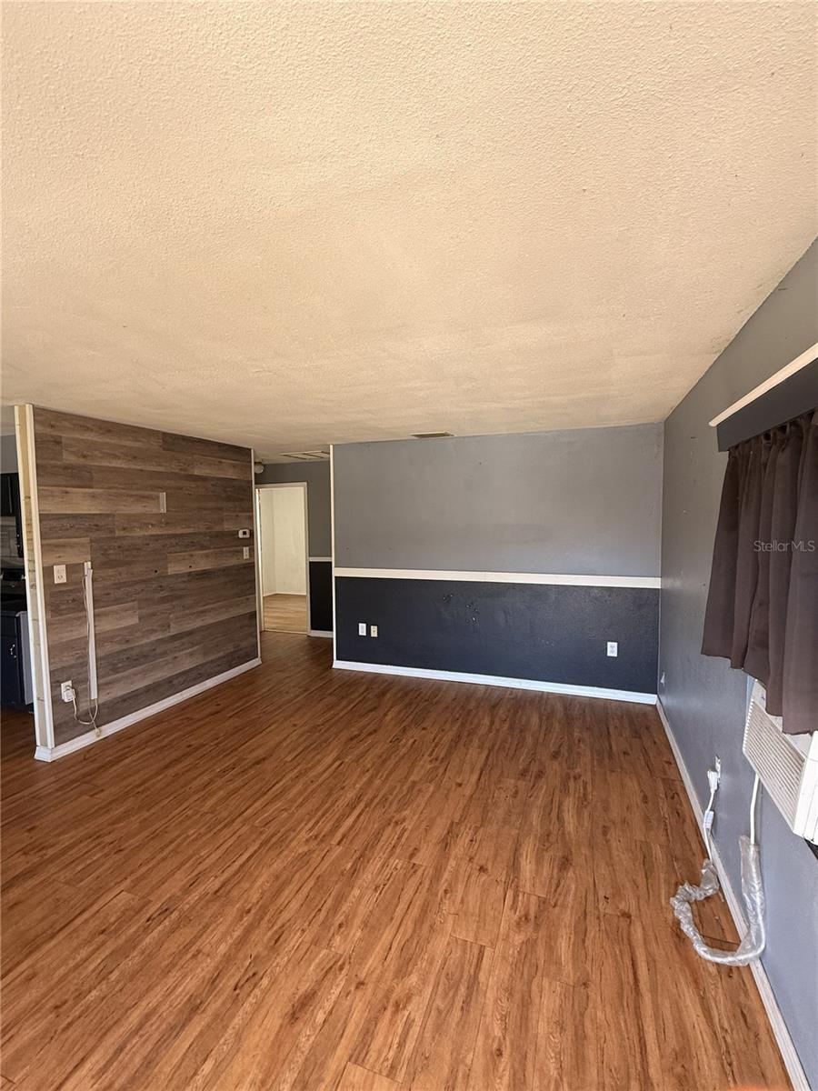 136 MYRTLE AVE, LAKE WALES, FL, 33898