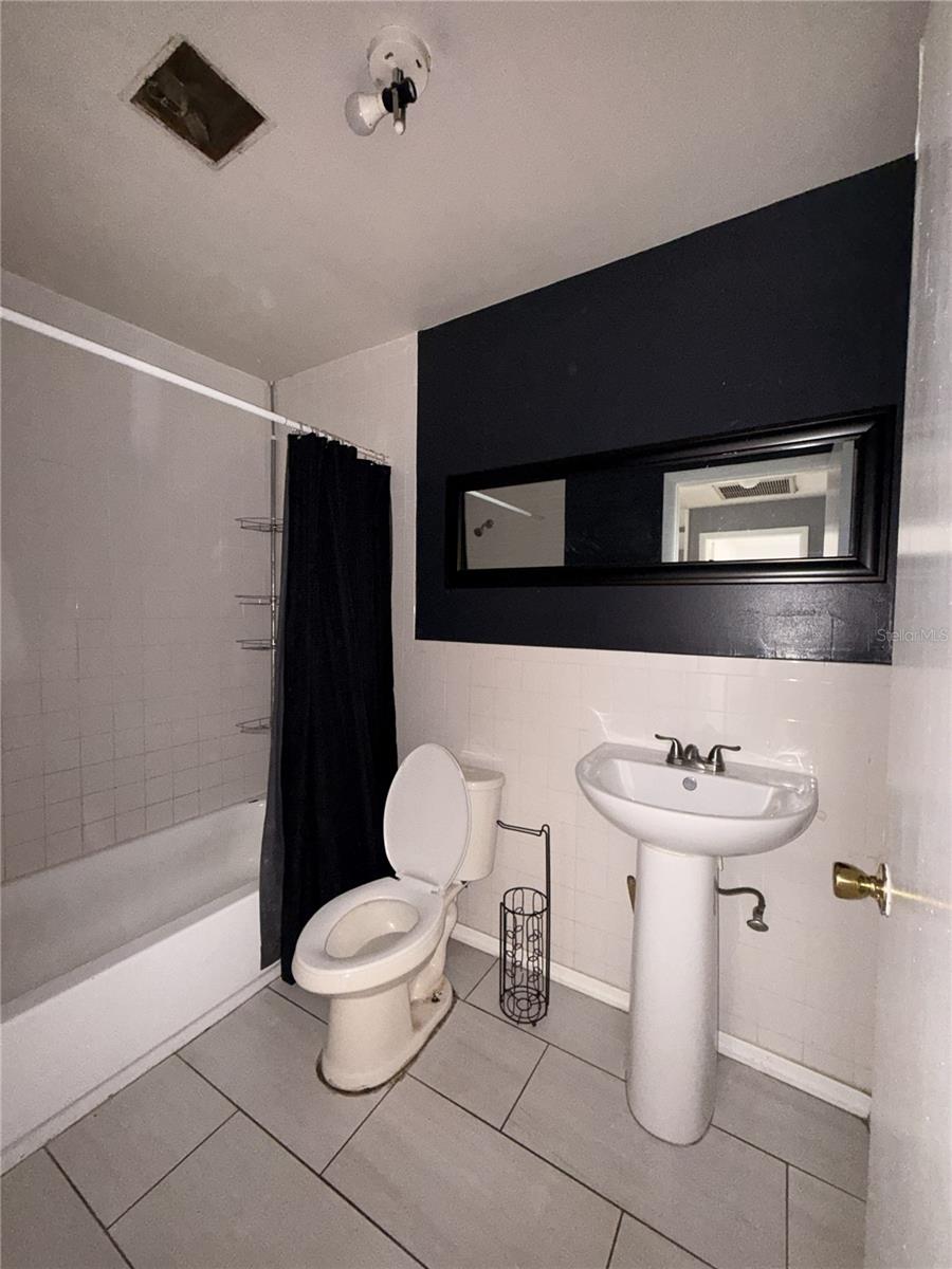136 MYRTLE AVE, LAKE WALES, FL, 33898
