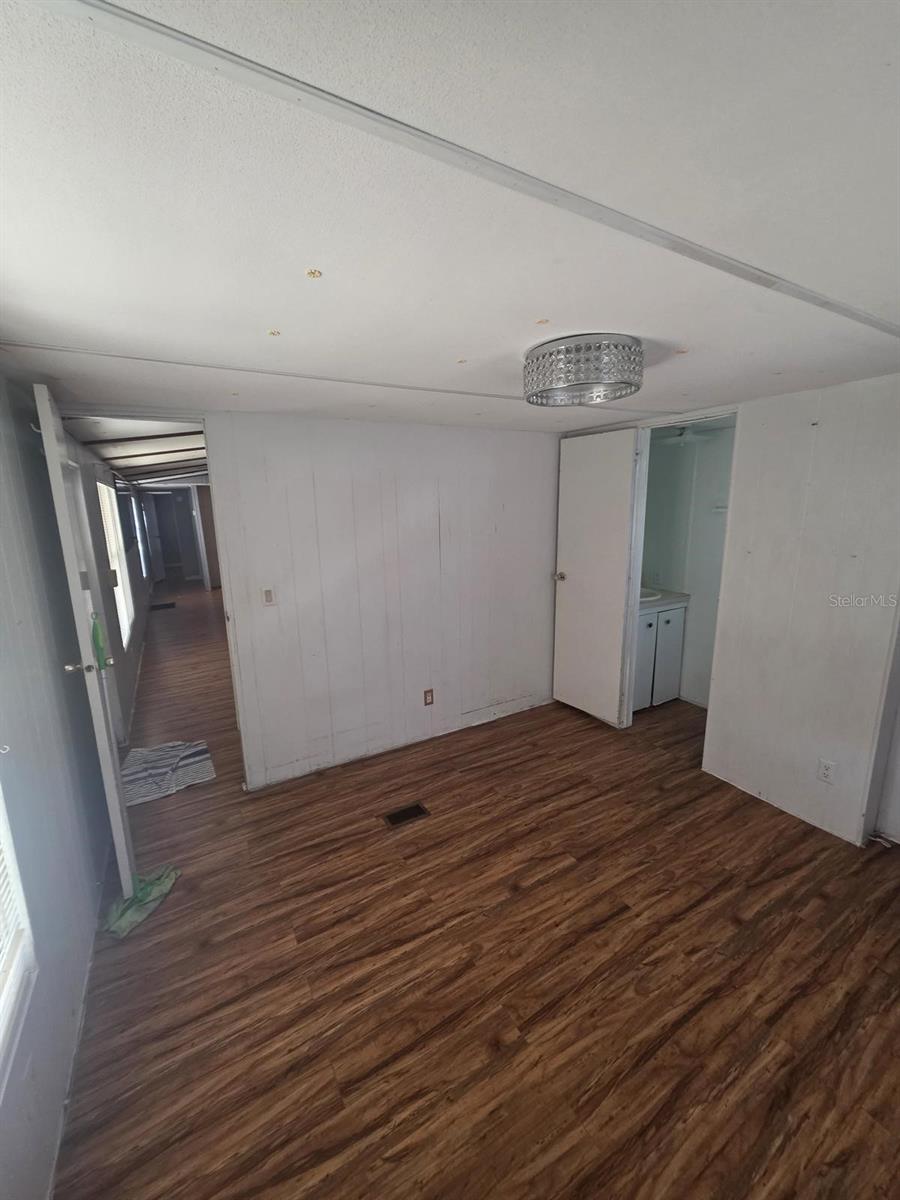 2211 RONALD REAGAN PKWY, DAVENPORT, FL, 33896