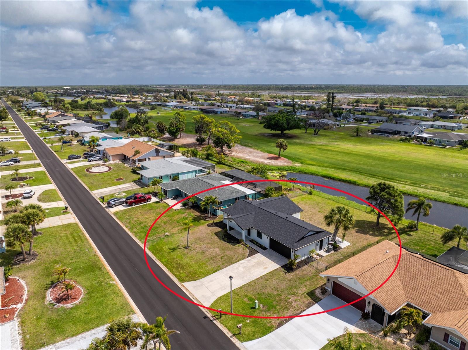 9 OAKLAND HILLS CT, ROTONDA WEST, FL, 33947
