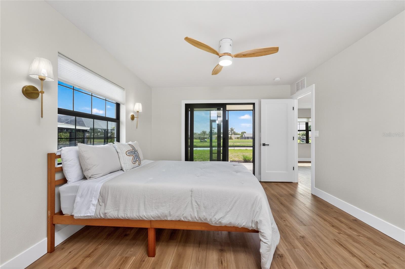 9 OAKLAND HILLS CT, ROTONDA WEST, FL, 33947