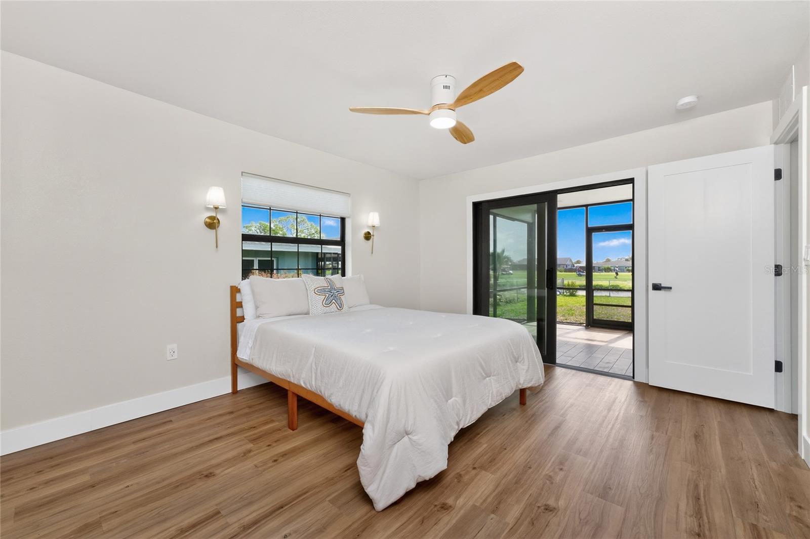 9 OAKLAND HILLS CT, ROTONDA WEST, FL, 33947