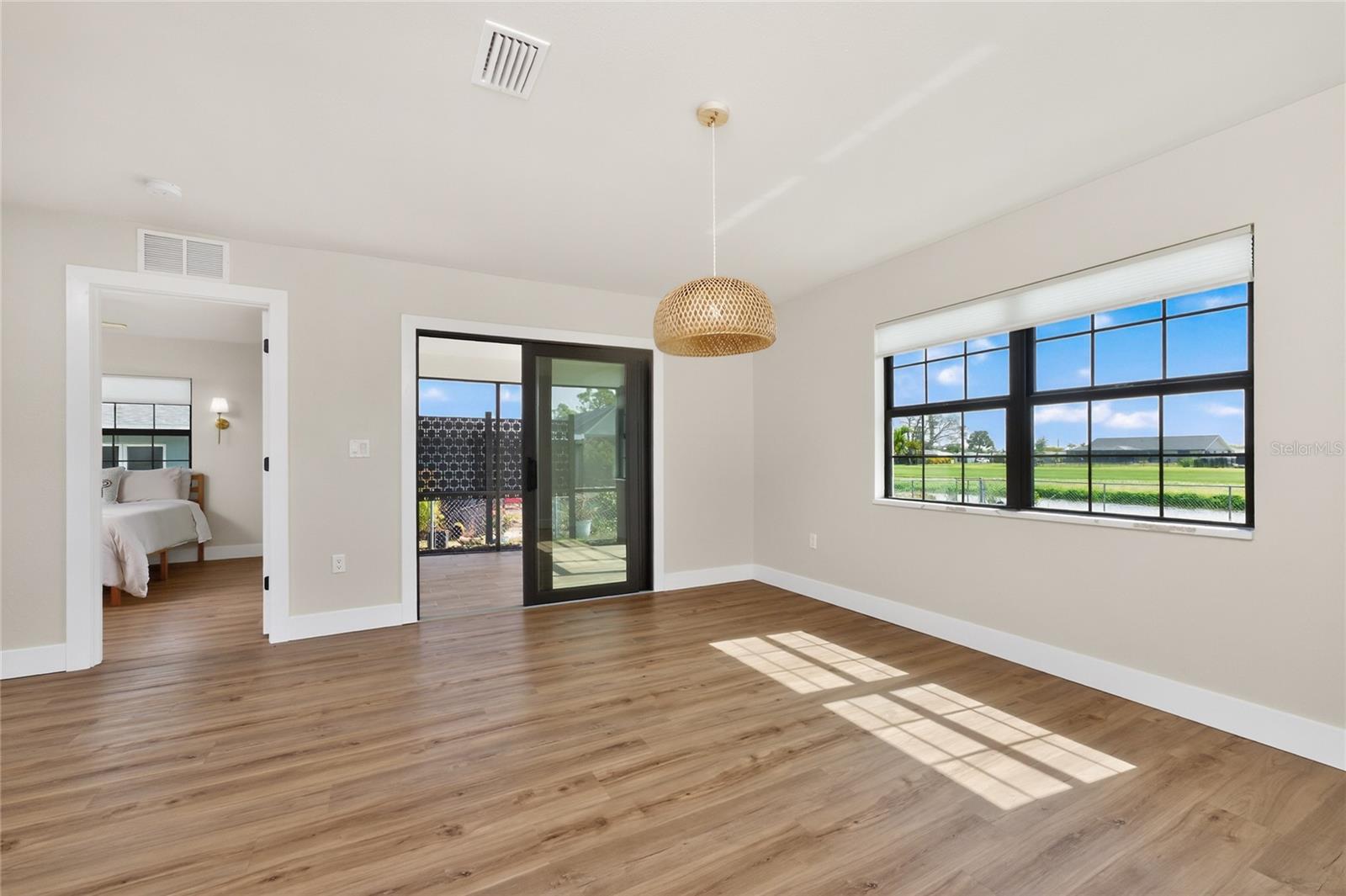 9 OAKLAND HILLS CT, ROTONDA WEST, FL, 33947