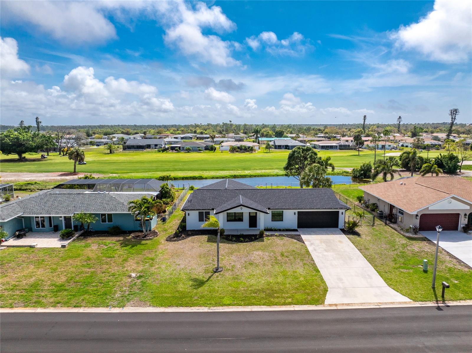 9 OAKLAND HILLS CT, ROTONDA WEST, FL, 33947