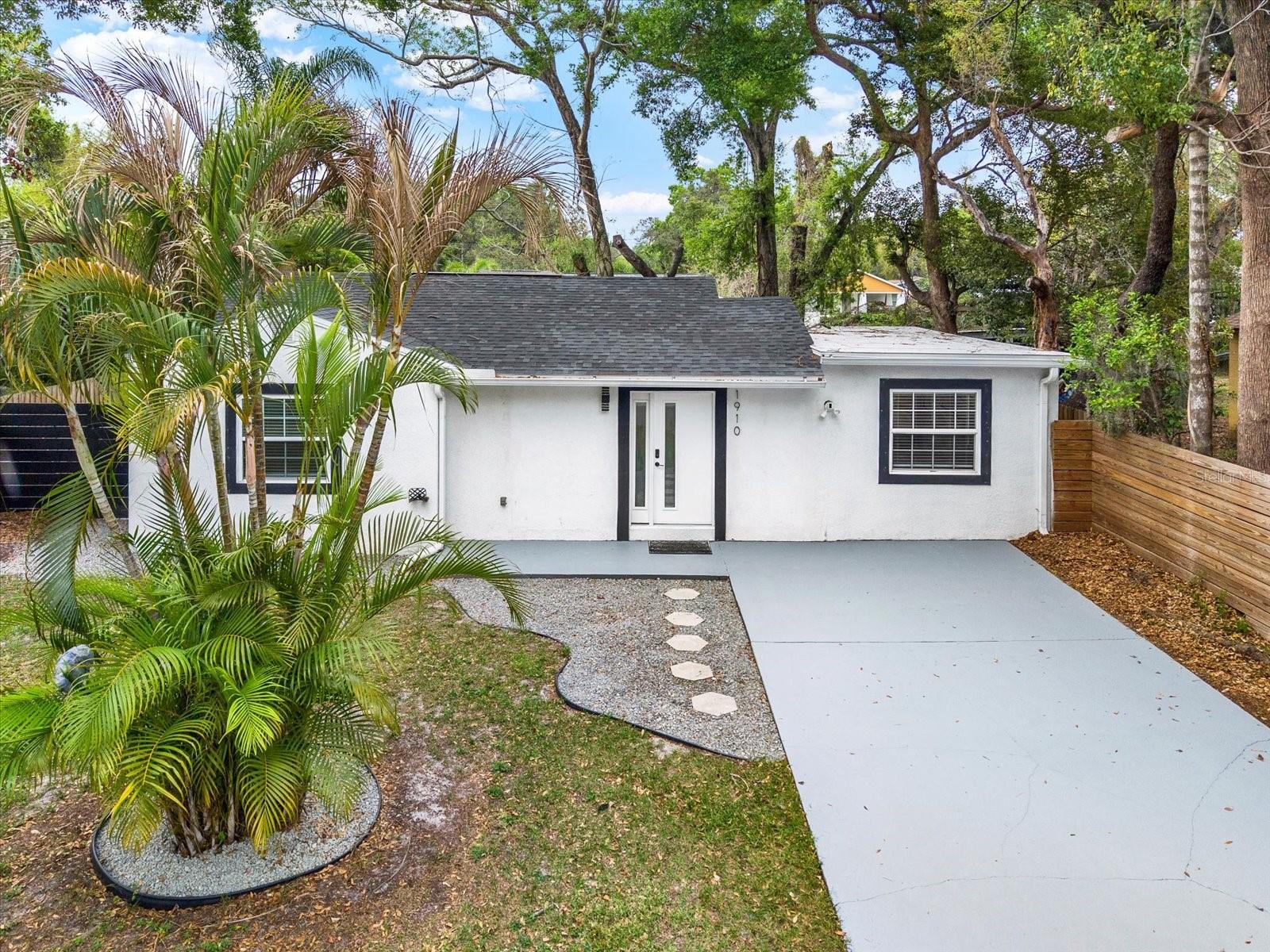 1910 E WILDER AVE, TAMPA, FL, 33610