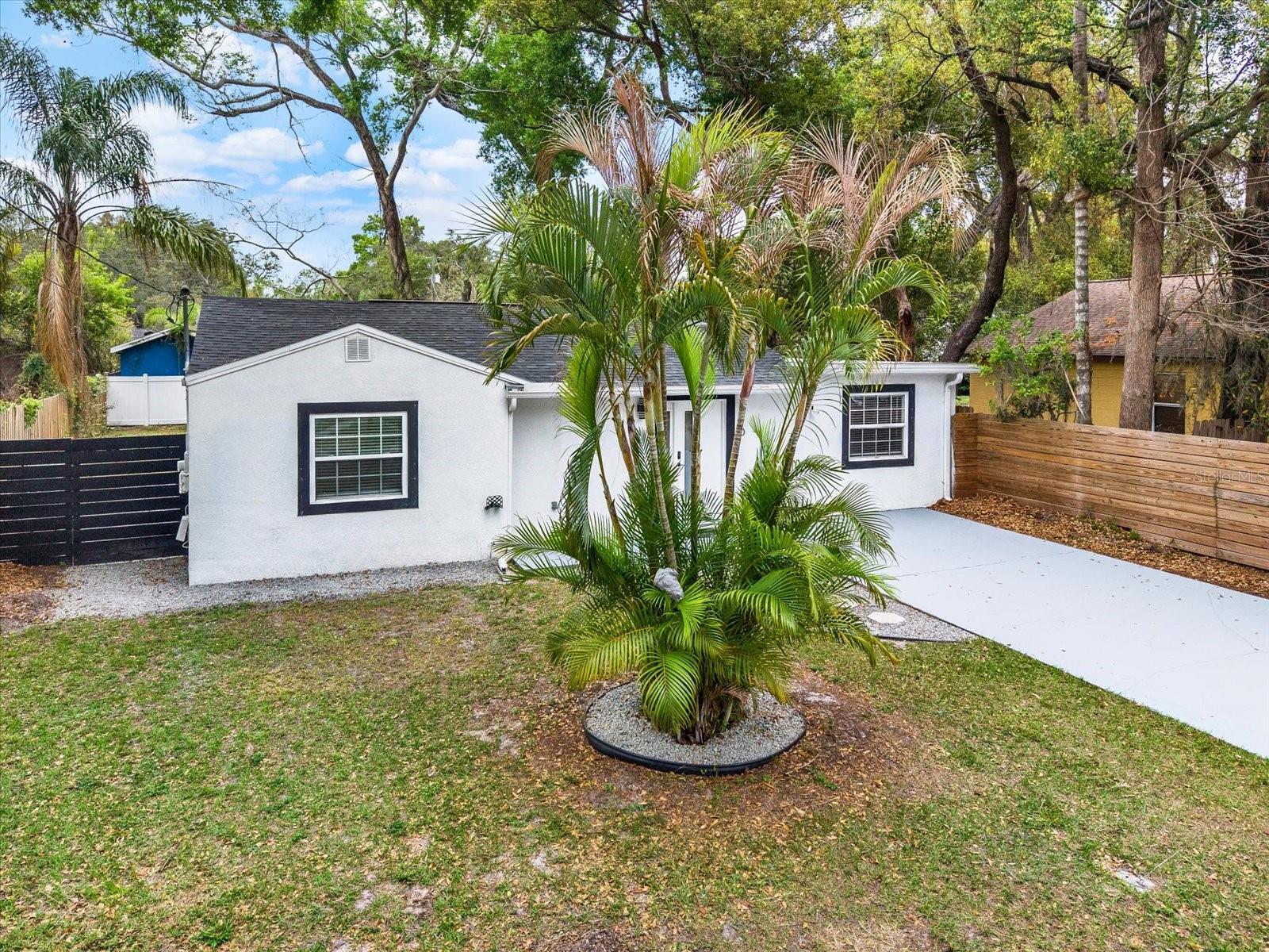 1910 E WILDER AVE, TAMPA, FL, 33610