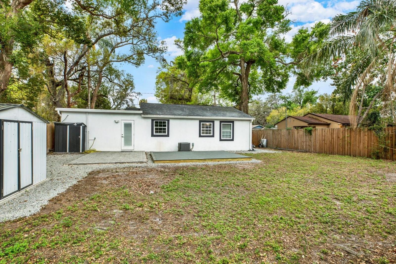 1910 E WILDER AVE, TAMPA, FL, 33610
