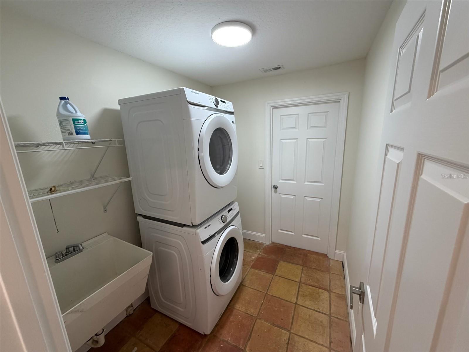 990 CAMPELLO ST, ALTAMONTE SPRINGS, FL, 32701