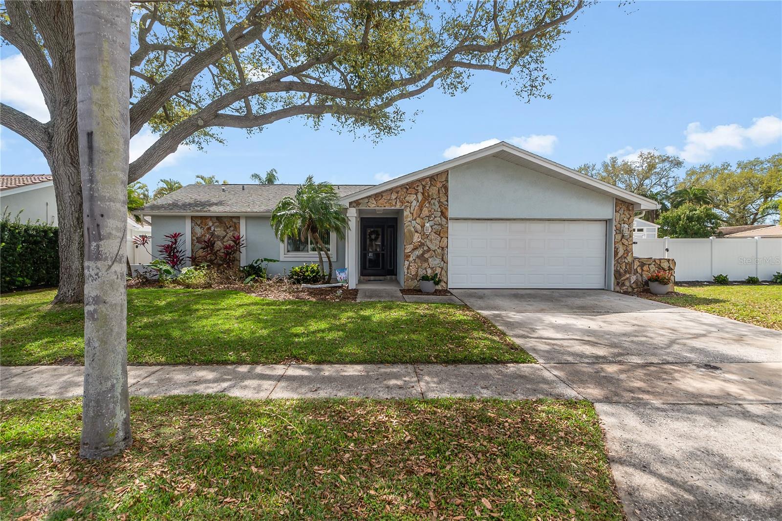 11796 SAREE CT, SEMINOLE, FL, 33778