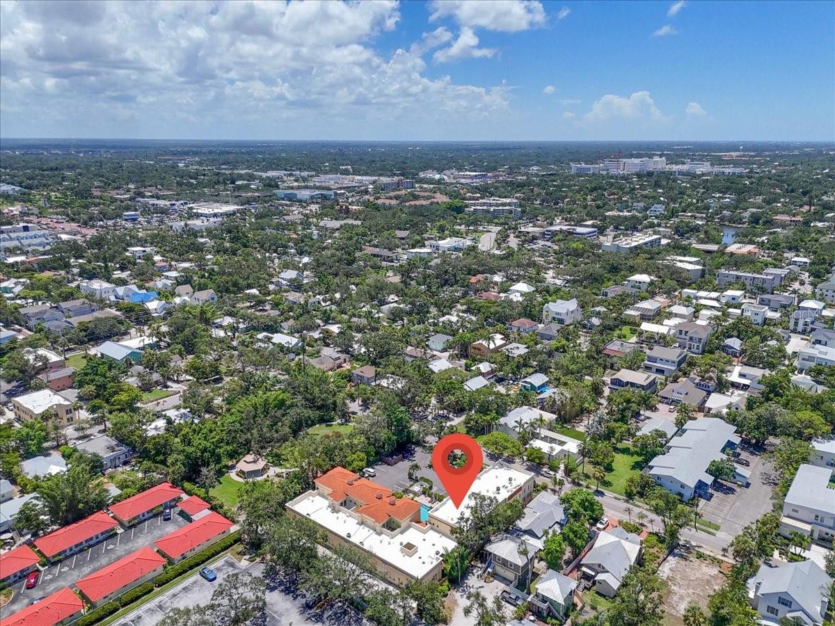 1685 LAUREL ST #4, SARASOTA, FL, 34236