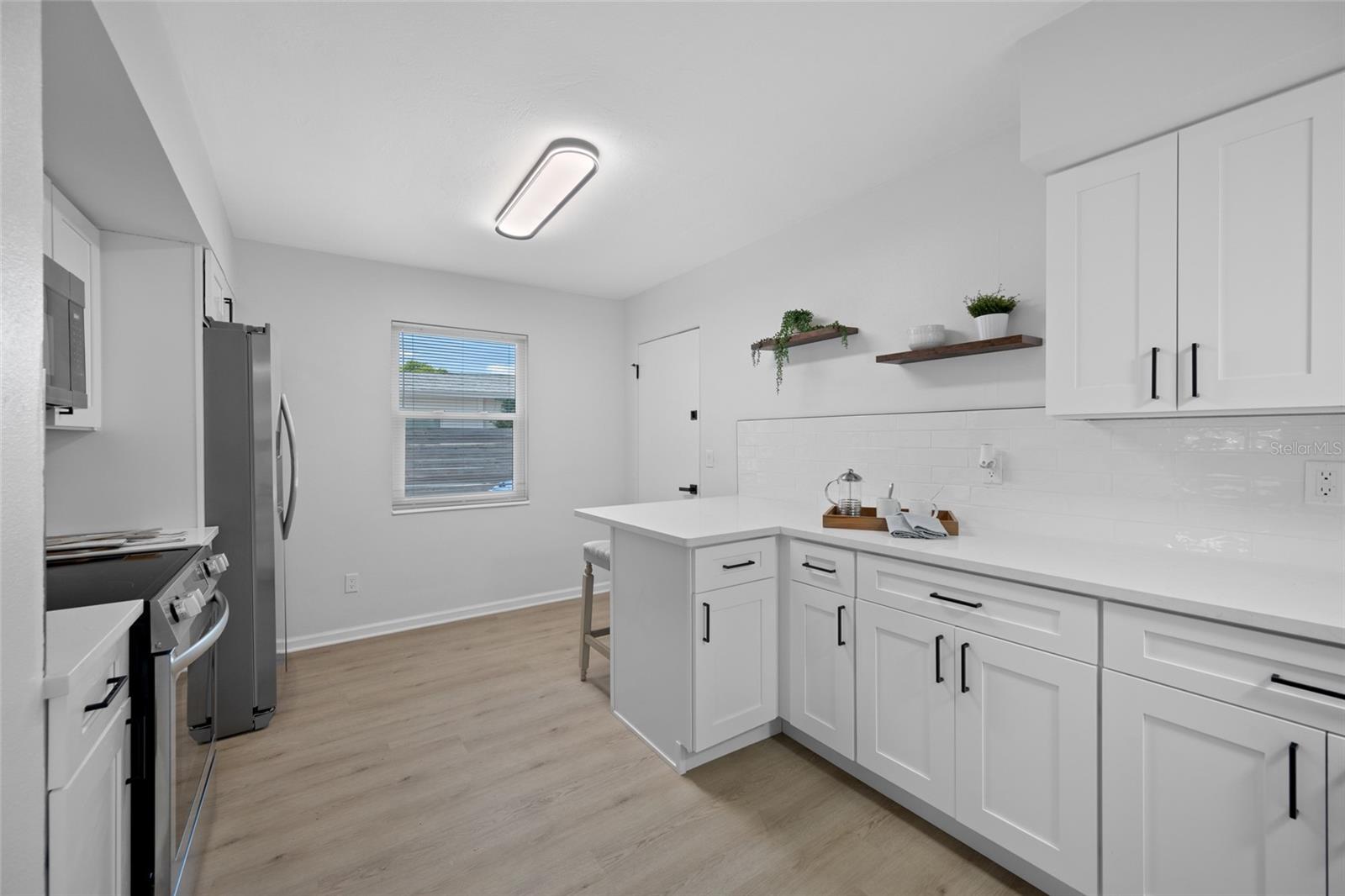 1100 81ST AVE N, ST PETERSBURG, FL, 33702