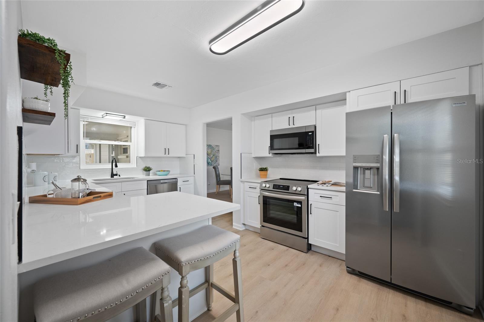 1100 81ST AVE N, ST PETERSBURG, FL, 33702