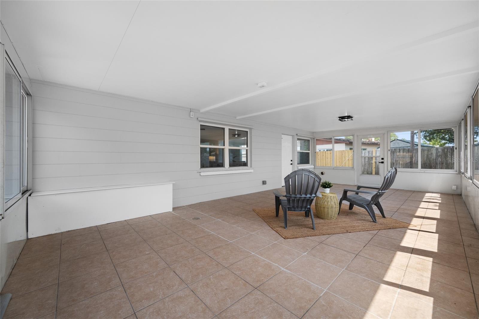 1100 81ST AVE N, ST PETERSBURG, FL, 33702