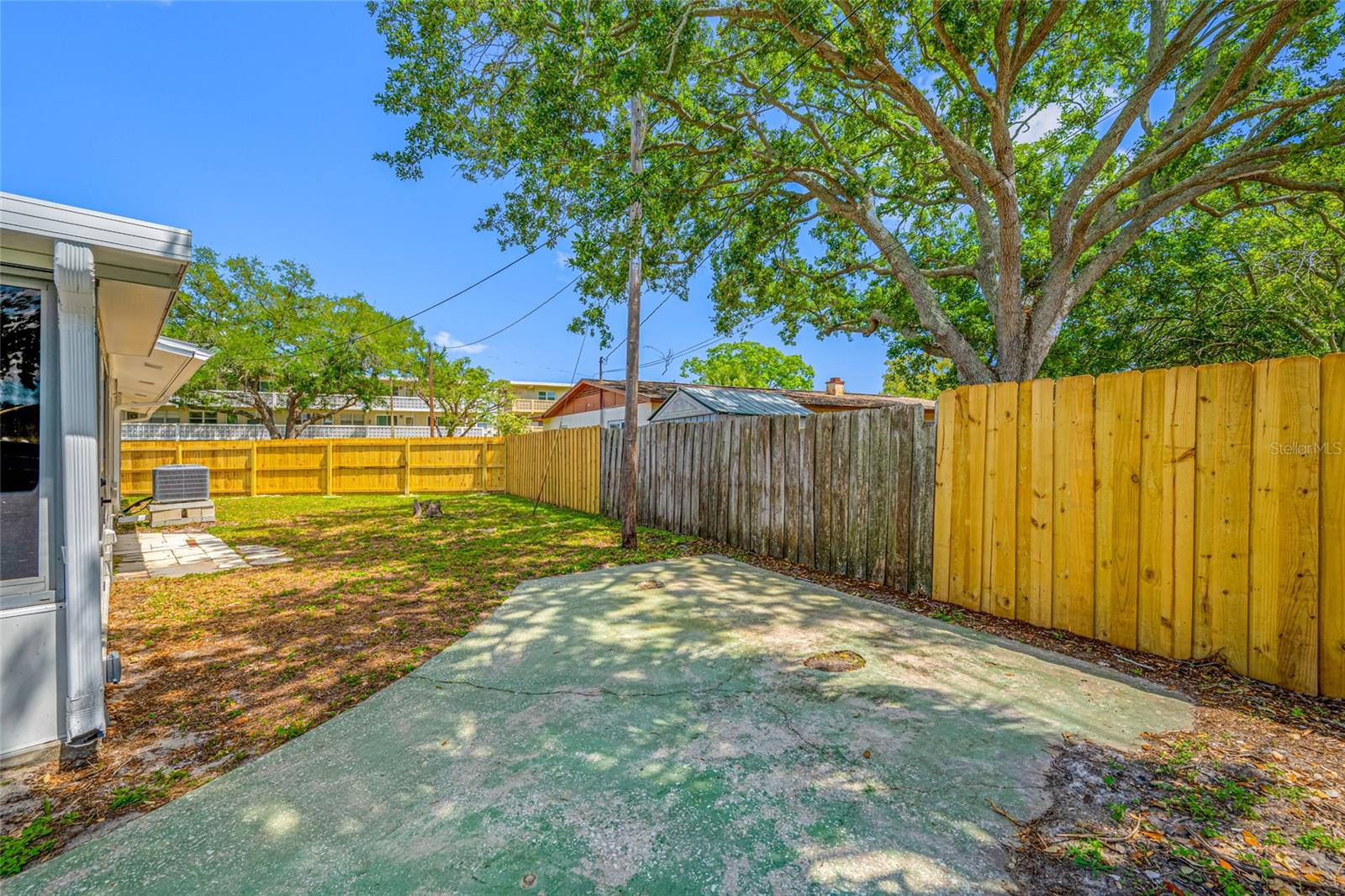 1100 81ST AVE N, ST PETERSBURG, FL, 33702