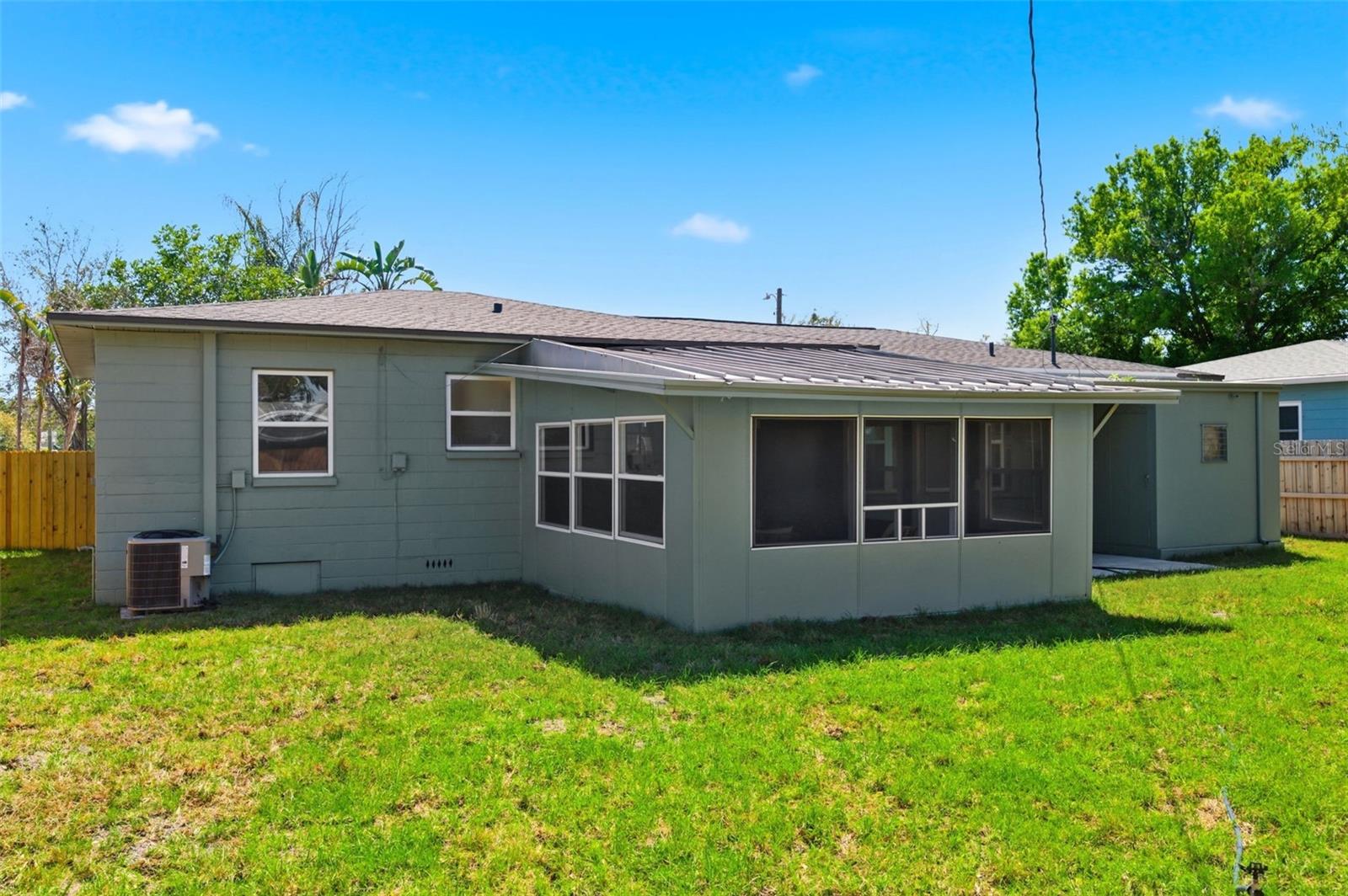 3593 BENSON AVE N, ST PETERSBURG, FL, 33713