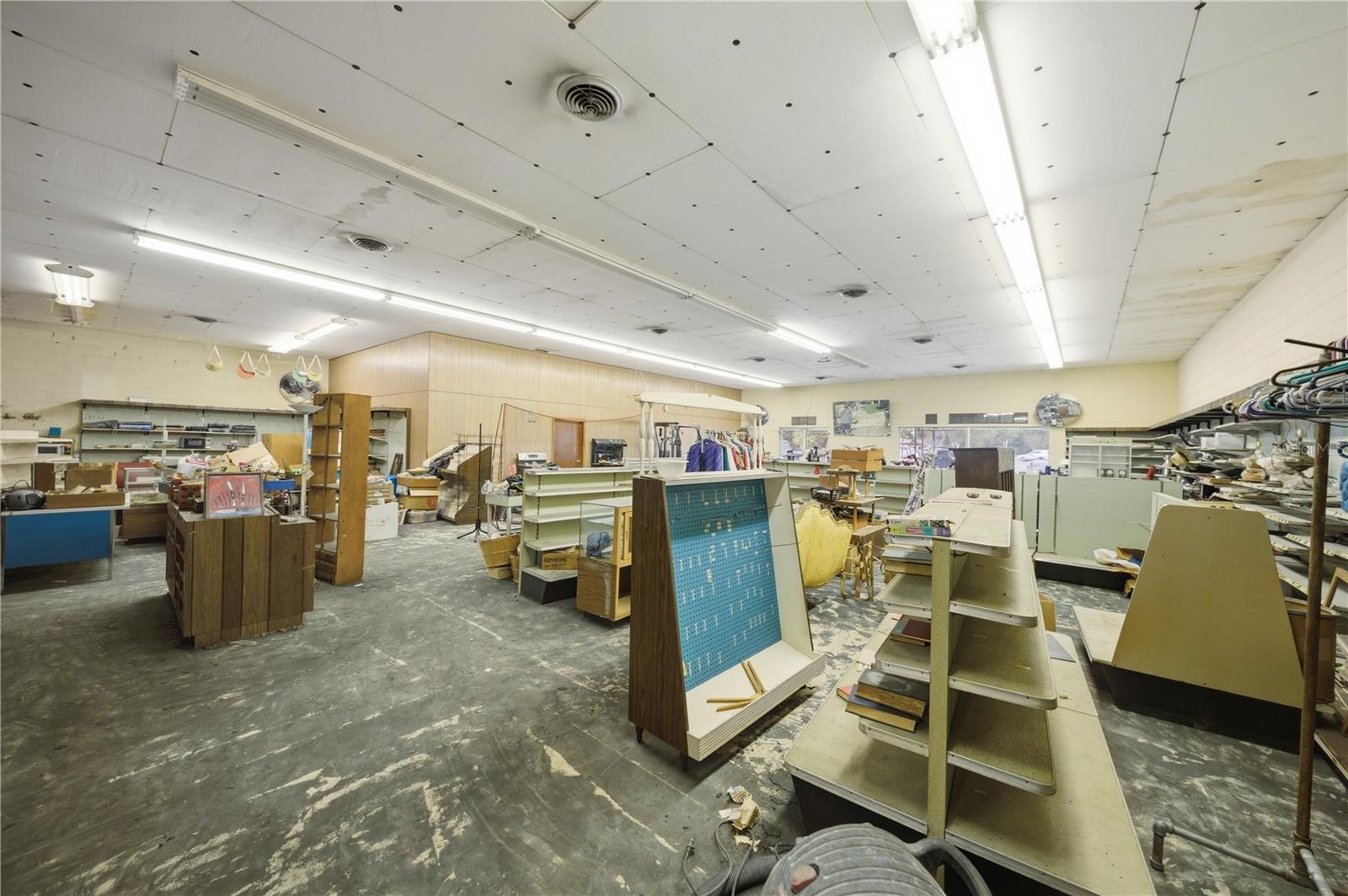 120 N MAIN ST, BUSHNELL, FL, 33513