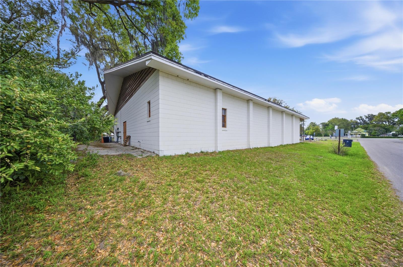 120 N MAIN ST, BUSHNELL, FL, 33513