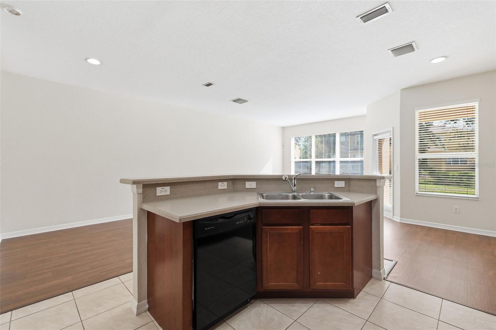 27004 COOL STREAM LN, WESLEY CHAPEL, FL, 33544