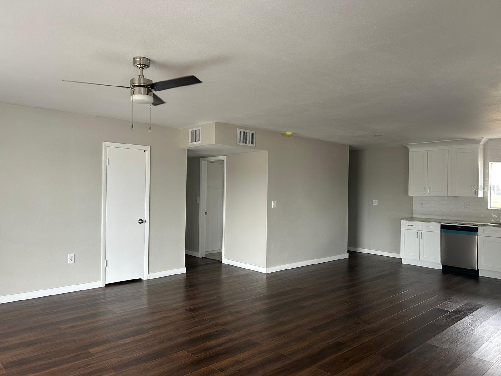 702 DESERT HILLS WAY, SUN CITY CENTER, FL, 33573